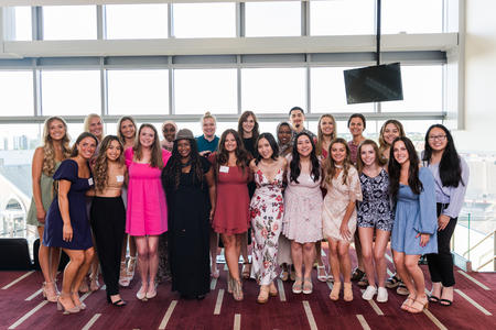 Group photo of the members of the Dental Hygiene Class of 2022