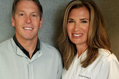 Drs. Mike Hanson (left) and Jodi Fonkert