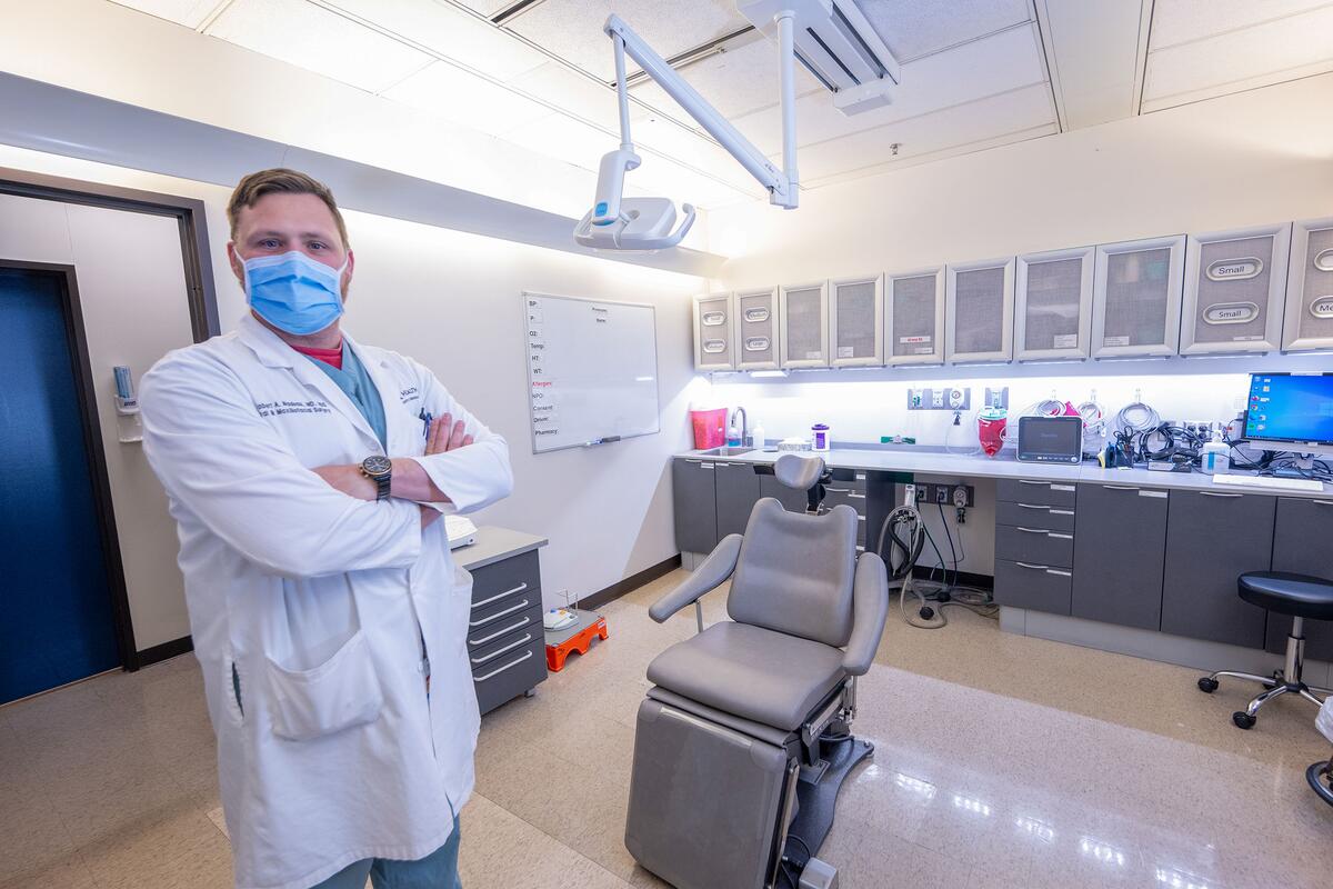 Dr. Robert Nadeau in an oral and maxillofacial surgery examination room