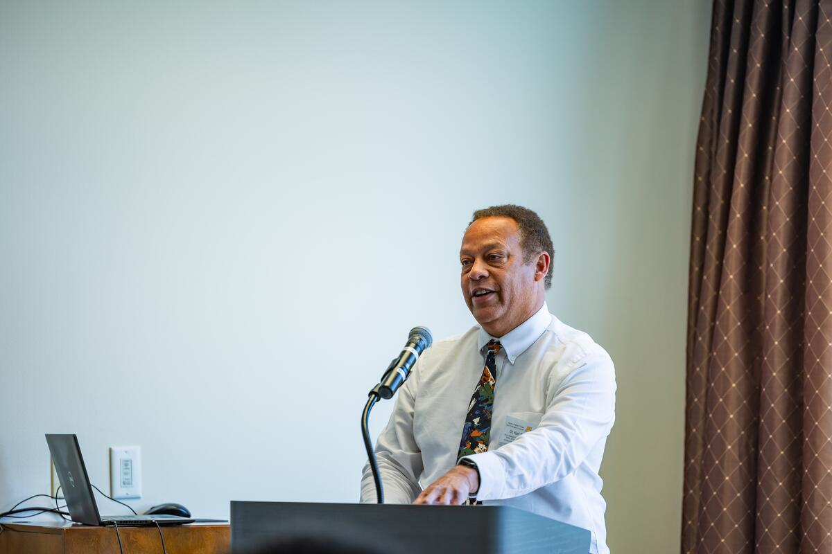 Karl Self speaks at the Dental Therapy banquet
