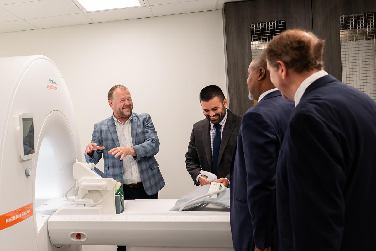 Nixdorf shows off the MRI machine to attendees
