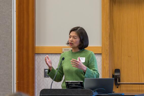 Hooi Pin Chew presenting on prevention of calcified dental plaque