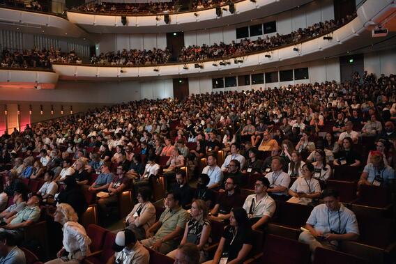 A full auditorium at the ASV conference