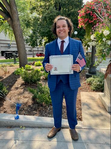 Pedro Lopez Vega becomes a US citizen