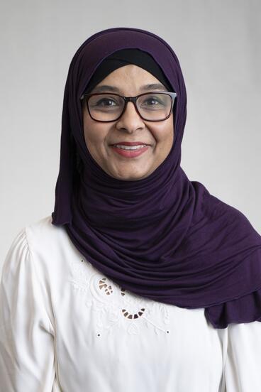 Inayat Bachelani headshot