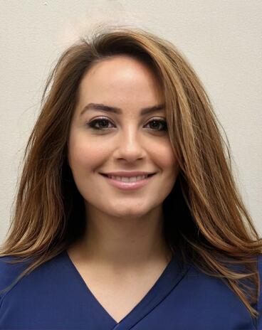 Ellie Fekrazad headshot