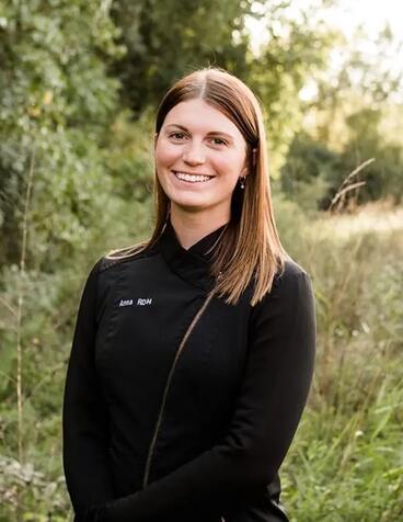 Headshot of Anna Franek