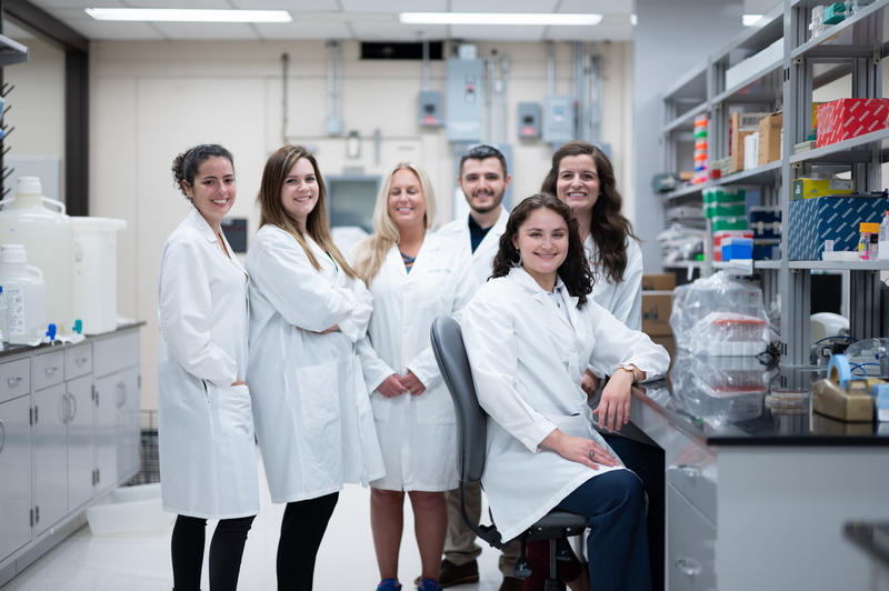 MinnCResT fellows at the lab