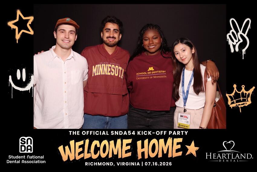 School of Dentistry students pose for a SNDA photo booth