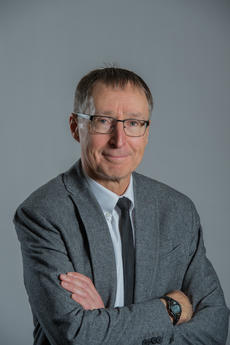 Heasdshot of Gary Hildebrandt