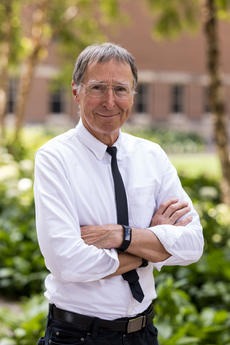 Headshot of Gary Hildebrandt